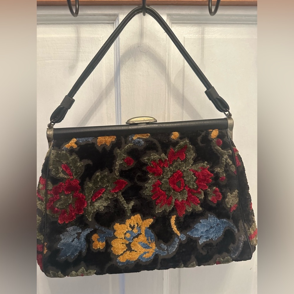 Vintage Floral Carpet Bag (Reposh)